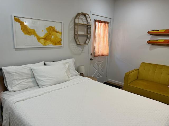 مونتيسلو Bluebird Bay Resort المظهر الخارجي الصورة